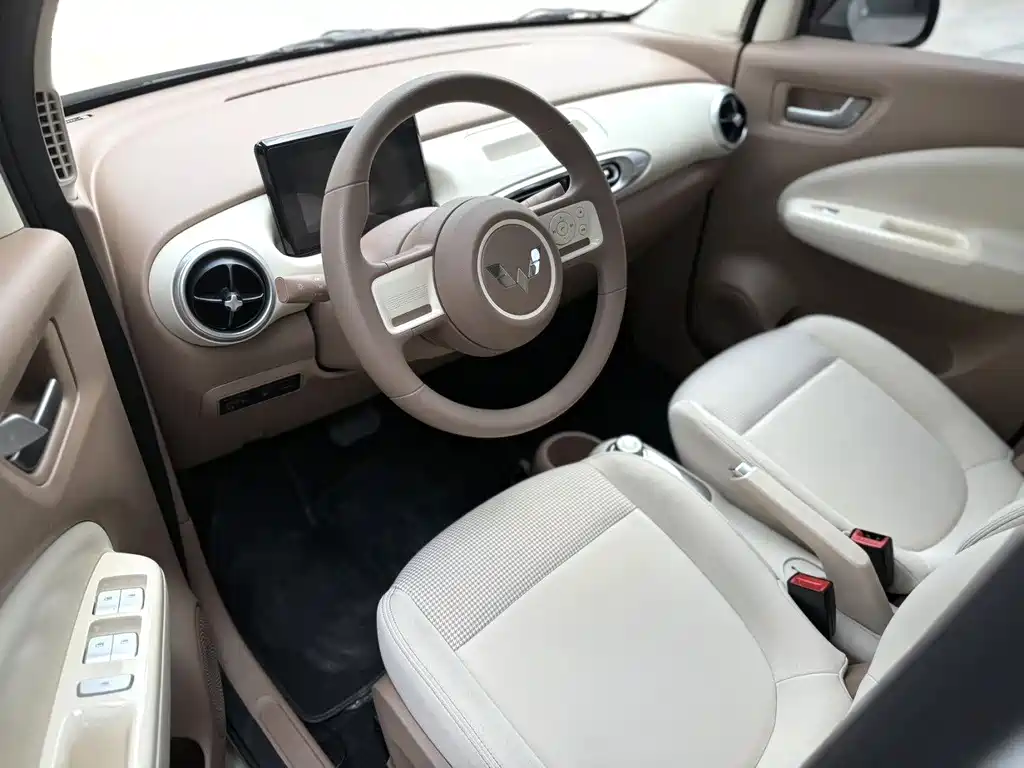 Wuling MINIEV — миниатюра 7