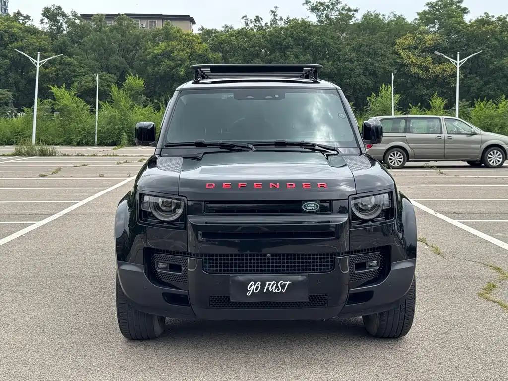 Land Rover Defender — миниатюра 2