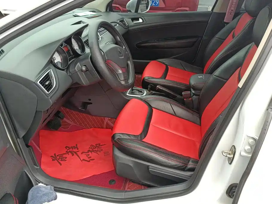 Peugeot 308 — миниатюра 9