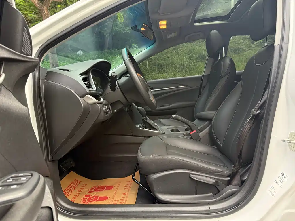 Buick Excelle — миниатюра 7