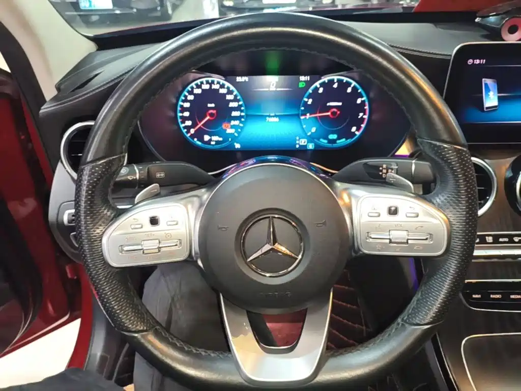 Mercedes-Benz C-Class — миниатюра 11