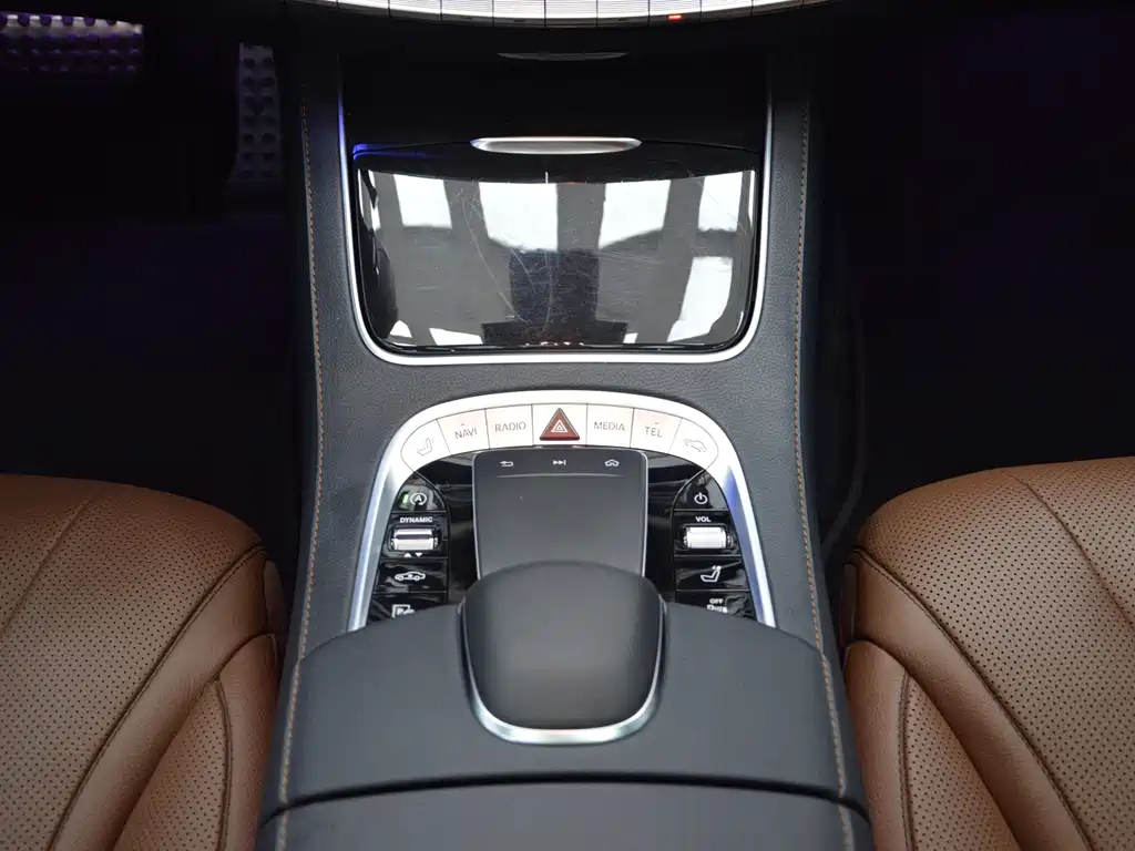 Mercedes-Benz S-Class — миниатюра 9