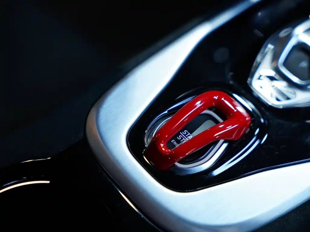 Lotus Emira — миниатюра 35