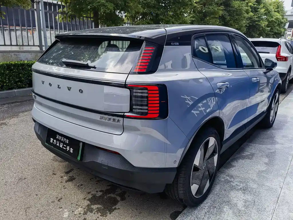 Volvo EX30 — миниатюра 5
