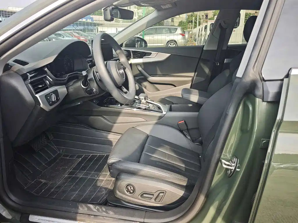 Audi A5 (Import) — миниатюра 10