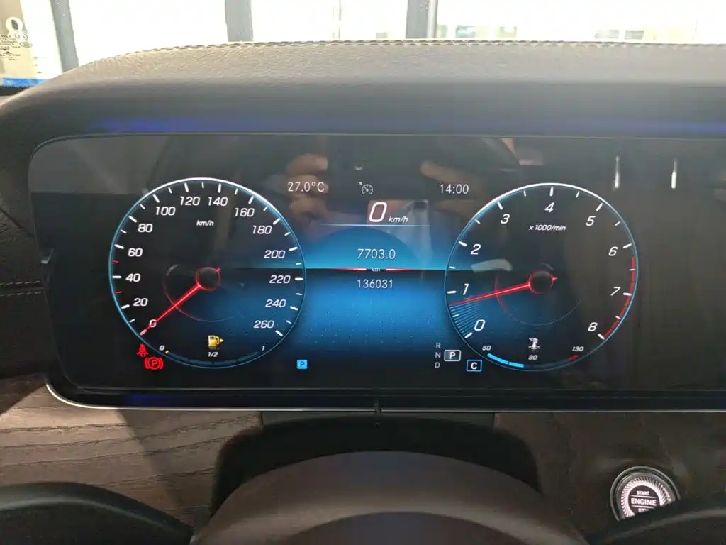 Mercedes-Benz E-Class — миниатюра 5