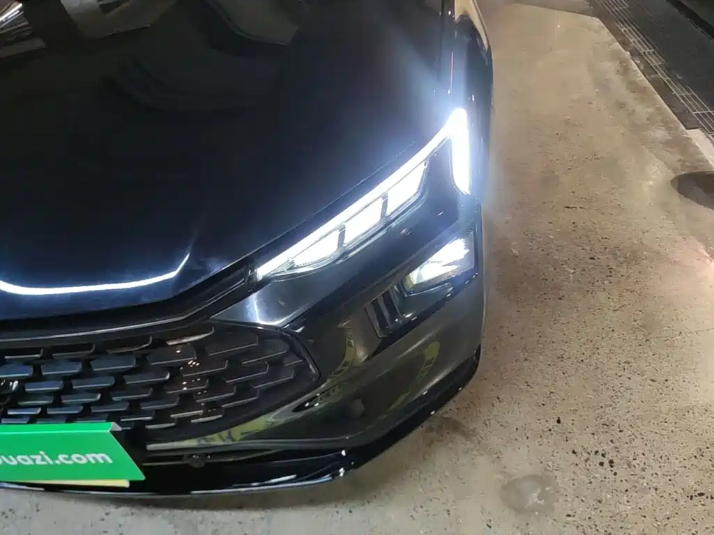 Ford Mondeo — миниатюра 18