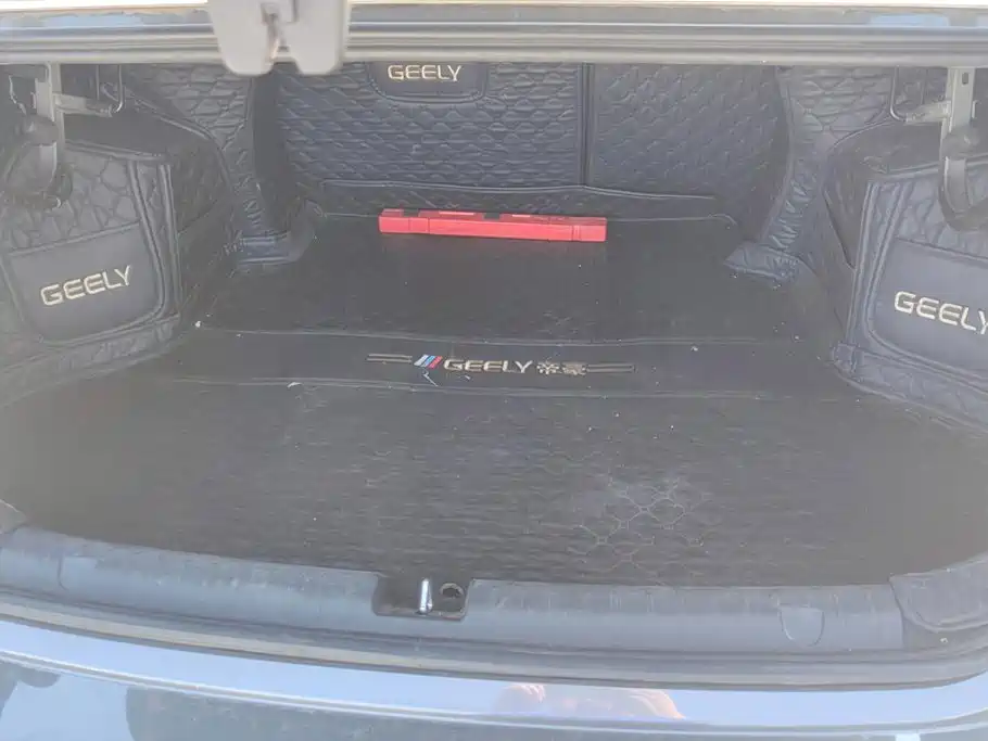 Geely Emgrand — миниатюра 4