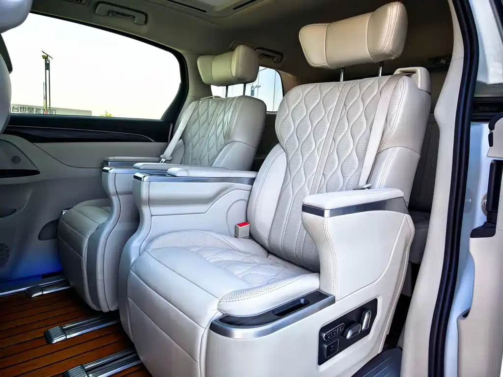 Buick GL8 — миниатюра 14