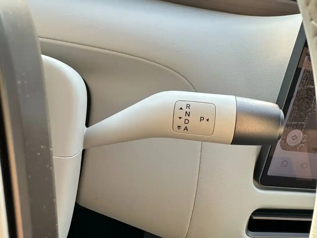 Li Auto Li L9 — миниатюра 23