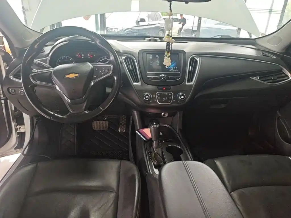 Chevrolet Malibu XL — миниатюра 10