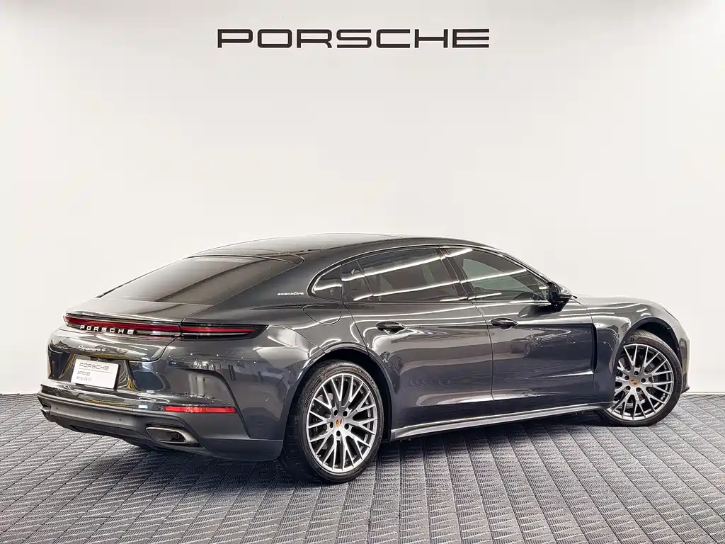 Porsche Panamera — миниатюра 3