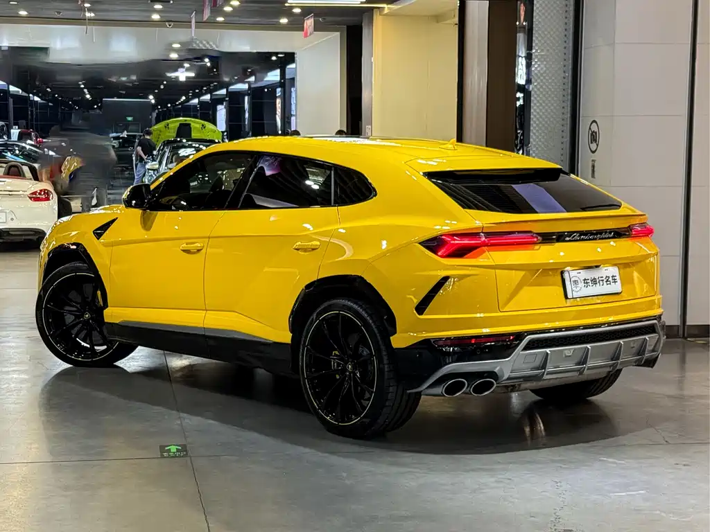 Lamborghini Urus 2018 4.0T V8