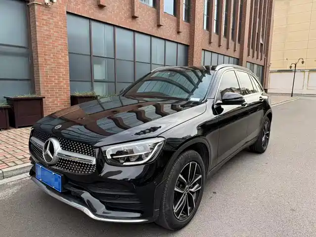 MERCEDES-BENZ  GLC 2021