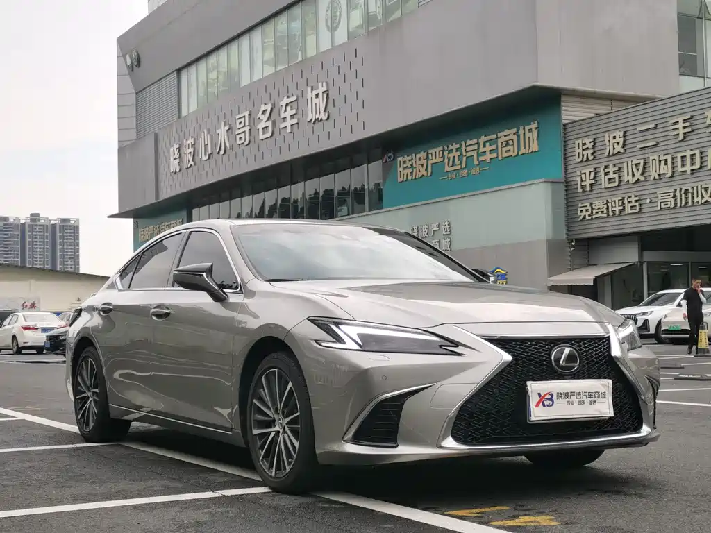 Lexus ES — миниатюра 3