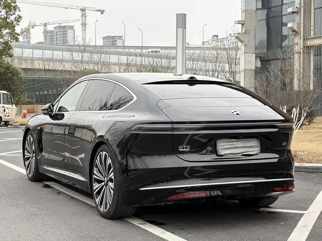 NIO NIO ET9