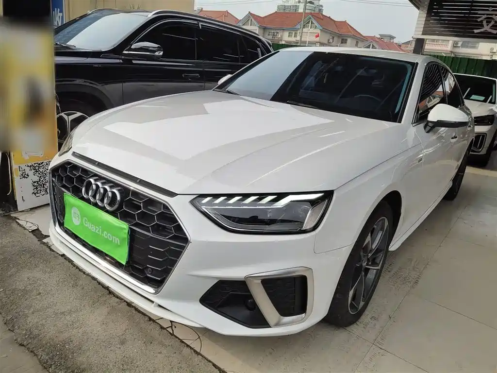 Audi A4L 2021