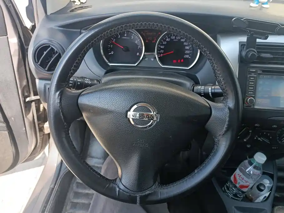 Nissan Livina — миниатюра 15