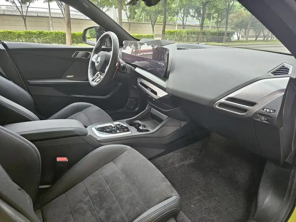 BMW M235L — миниатюра 9