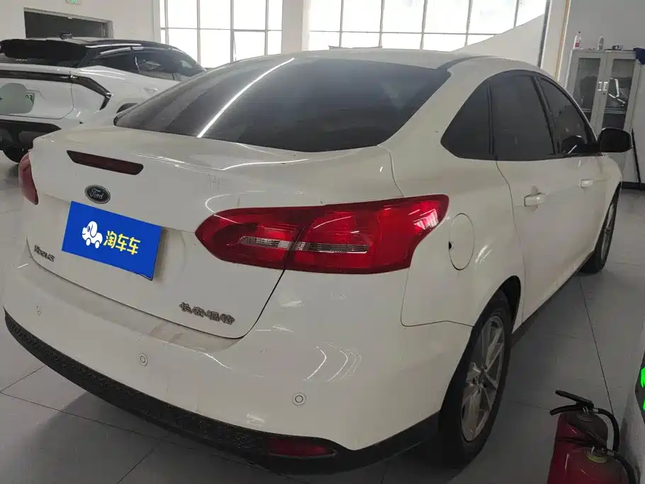 Ford Focus — миниатюра 3