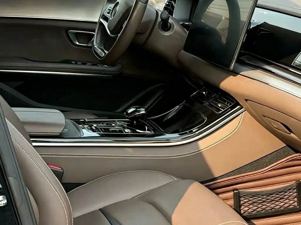 BYD Han — миниатюра 6