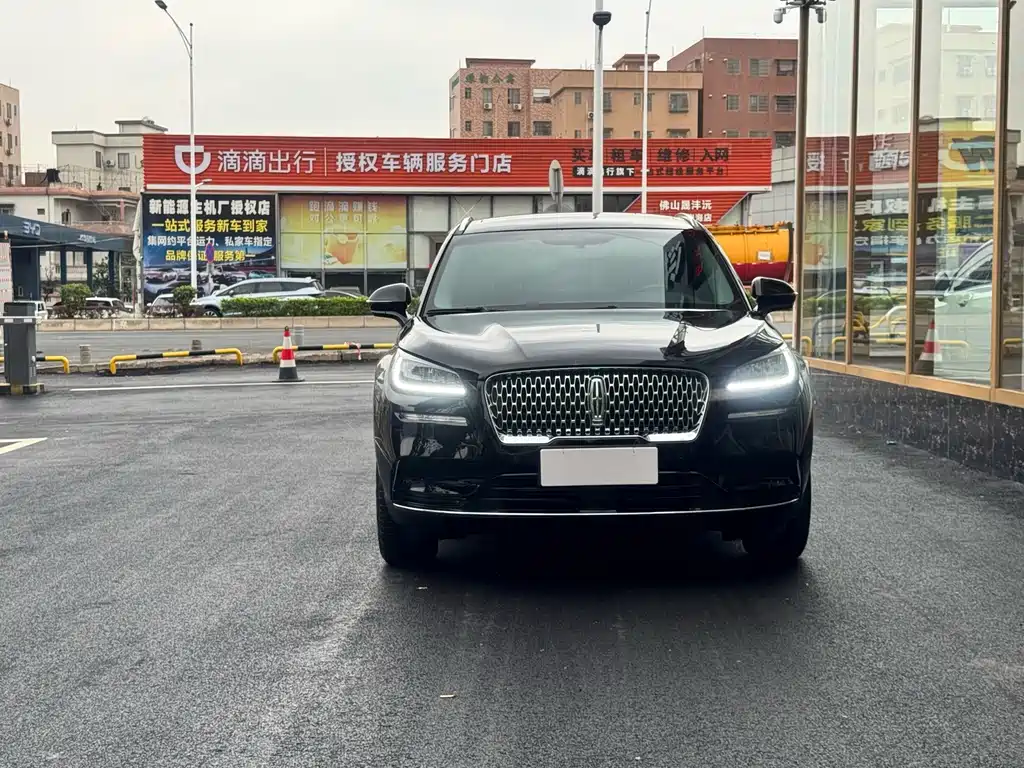 Lincoln Corsair — миниатюра 5