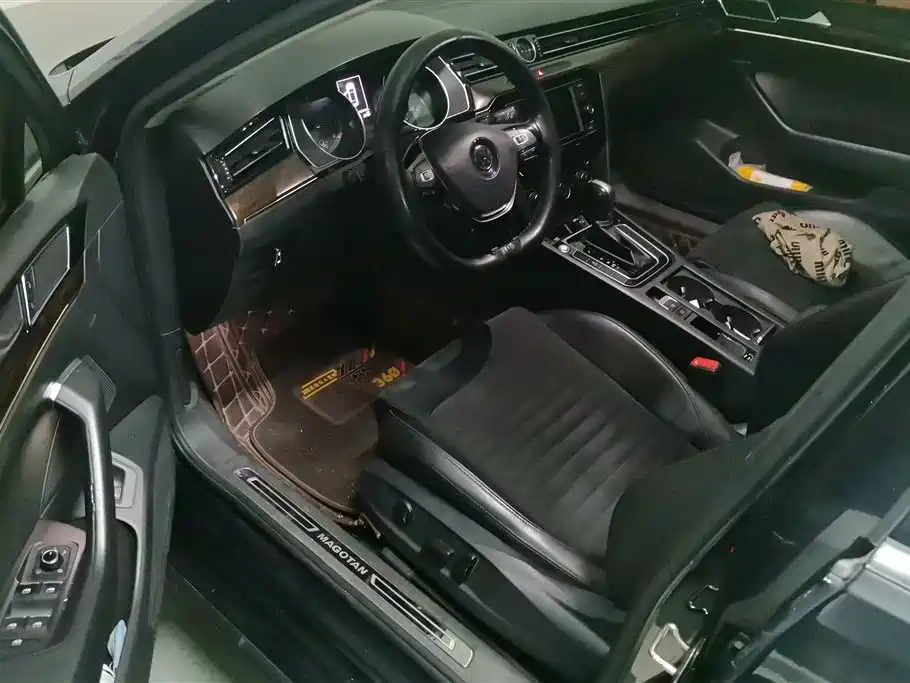 Volkswagen Magotan 2018 330TSI DSG Luxury