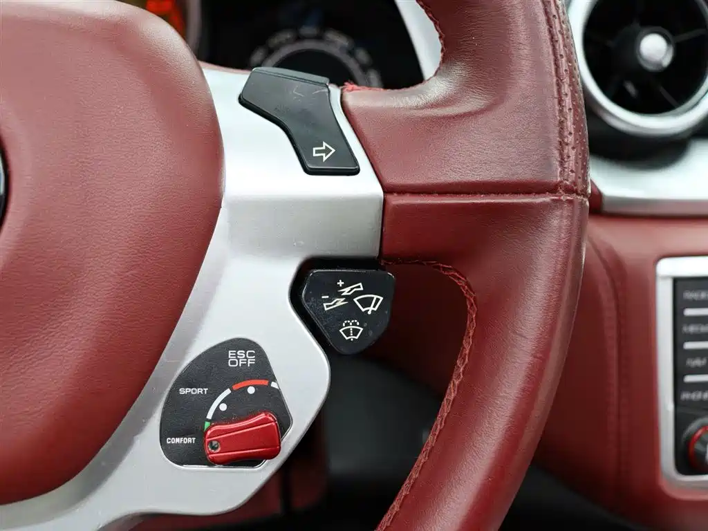 FERRARI CALIFORNIA T