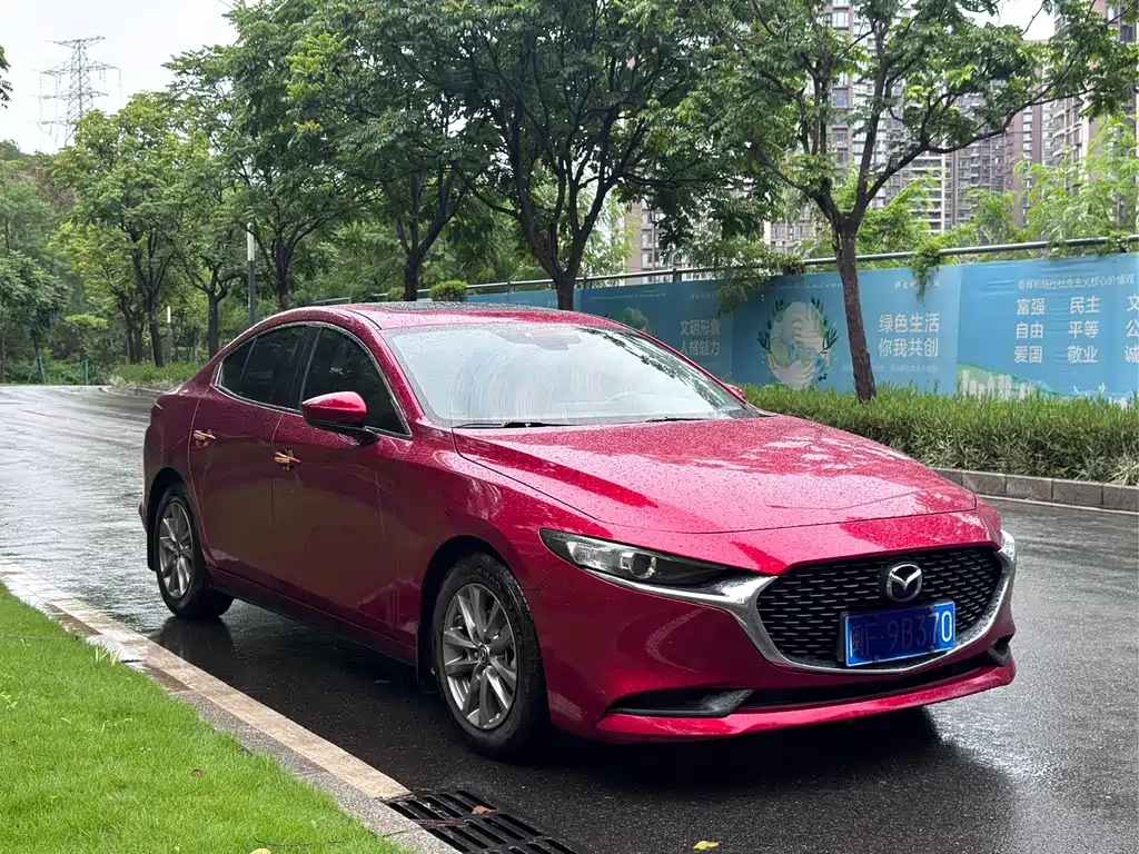 Mazda Mazda3 3 2020 1.5L AT
