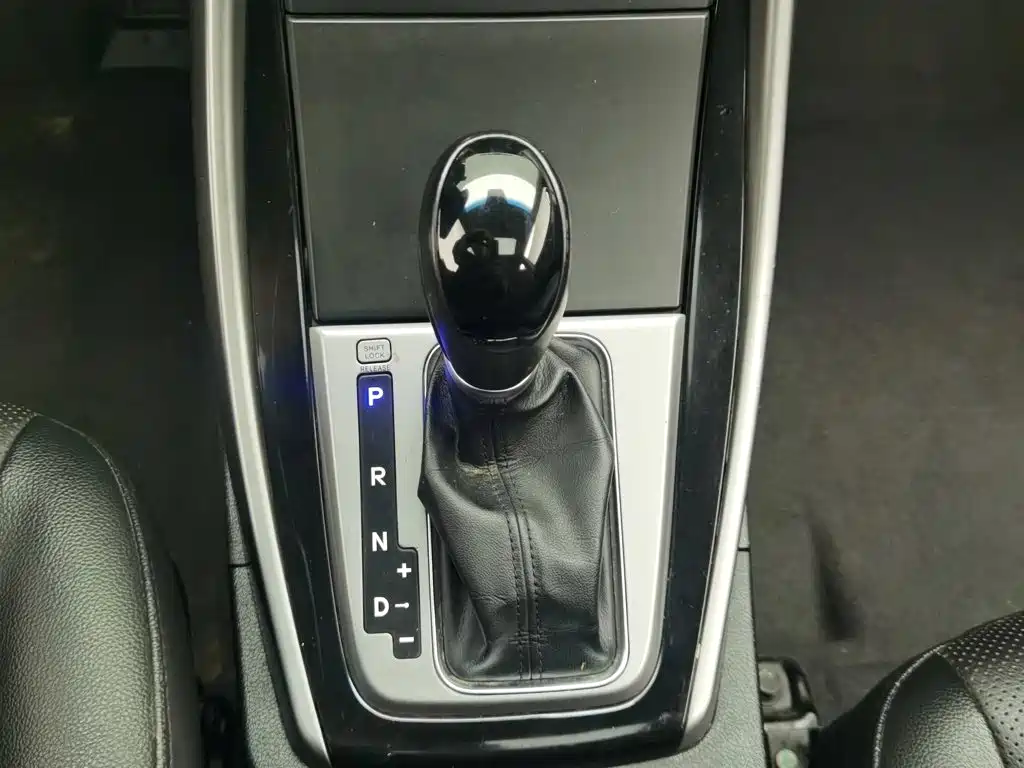 Hyundai Elantra Langdong — миниатюра 13