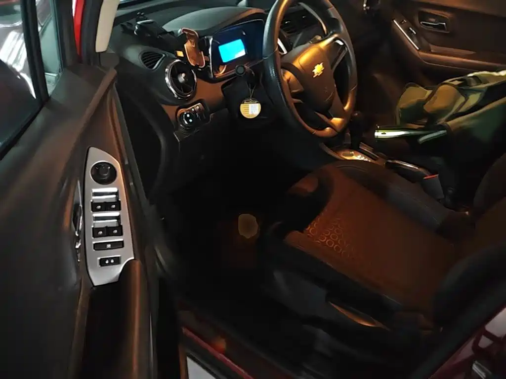Chevrolet Trax — миниатюра 16