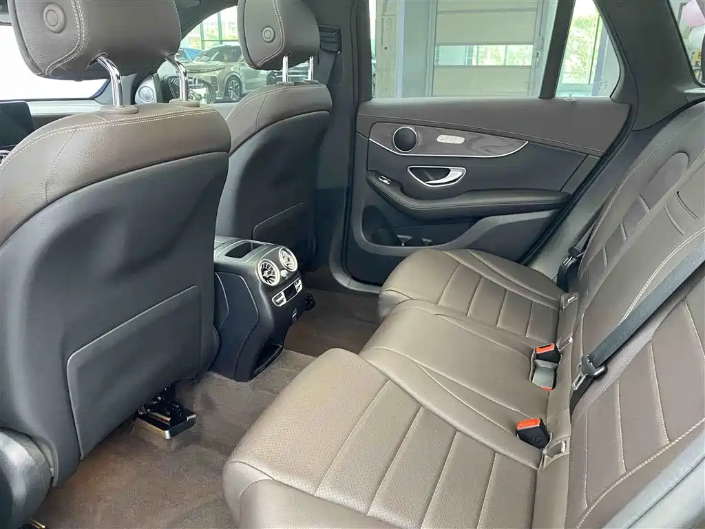 Mercedes-Benz GLC 2021 GLC 260 L 4MATIC Luxury