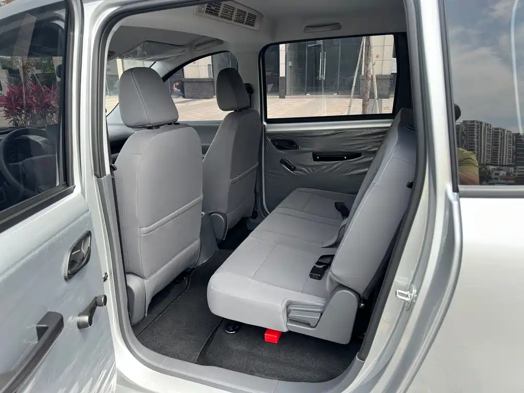 Wuling Hongguang EV 2024 Electric 300KM
