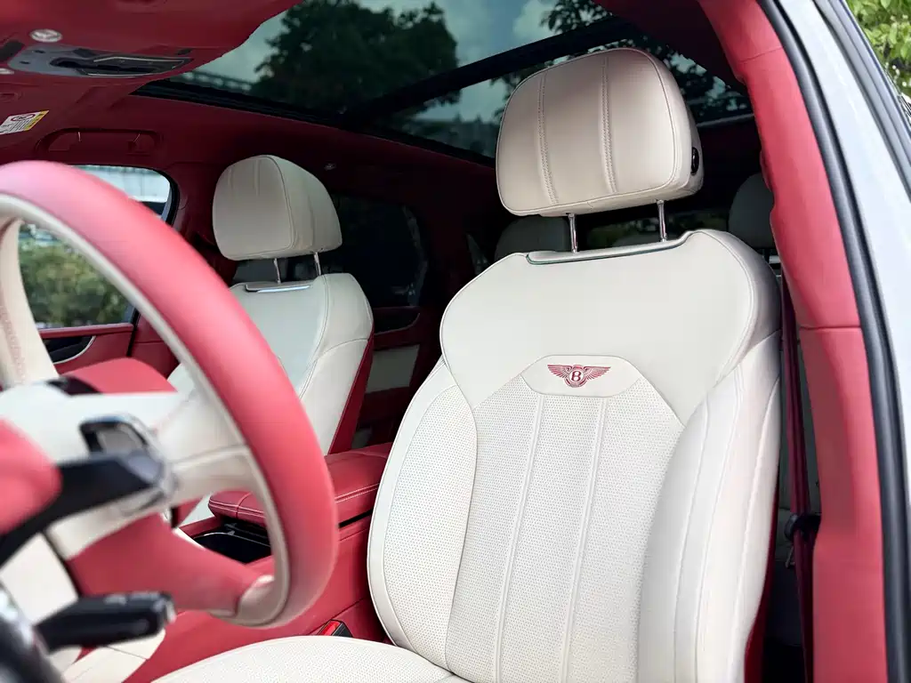 Bentley Bentayga 2022 4.0T V8
