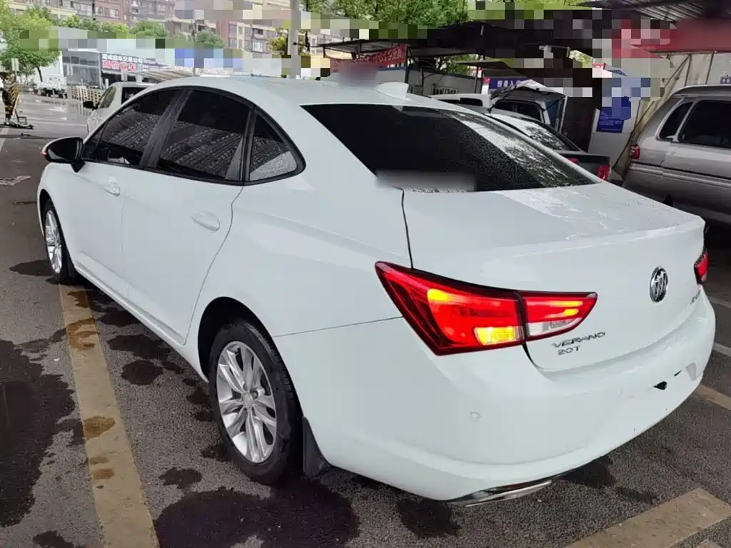 Buick Verano — миниатюра 5