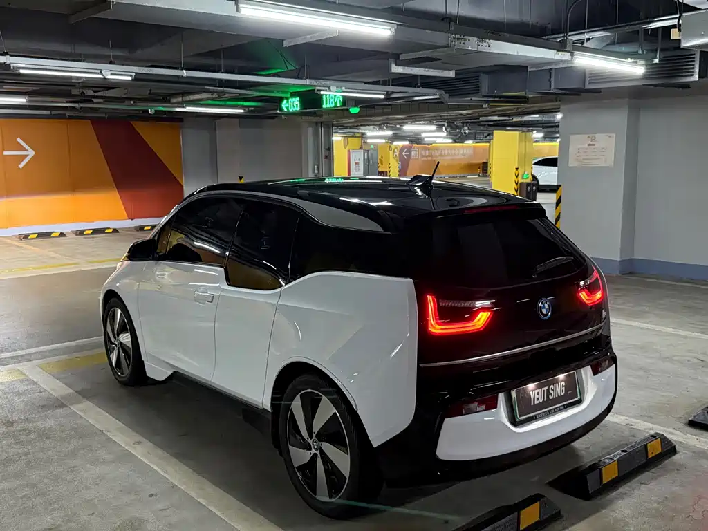 BMW i3 (Import) — миниатюра 12