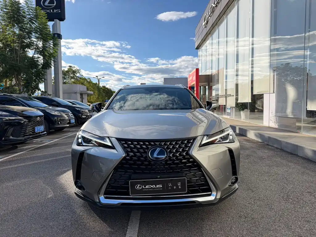 Lexus UX — миниатюра 7
