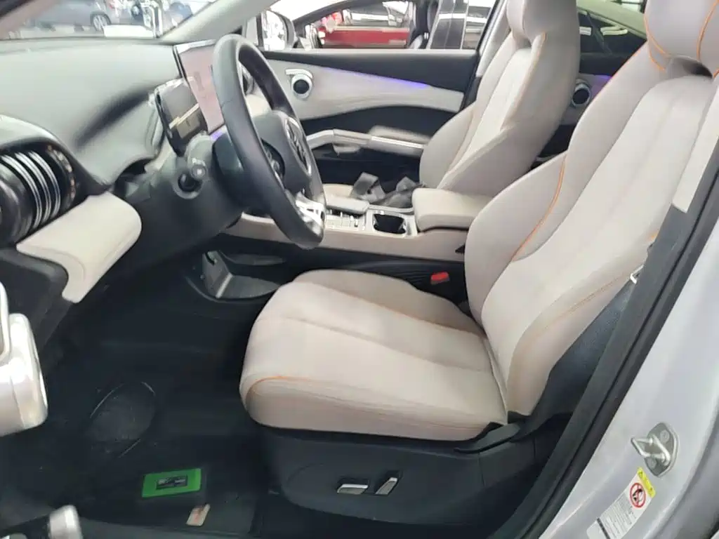 BYD Yuan Plus — миниатюра 15
