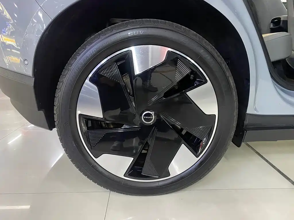 Volvo EX30 — миниатюра 10