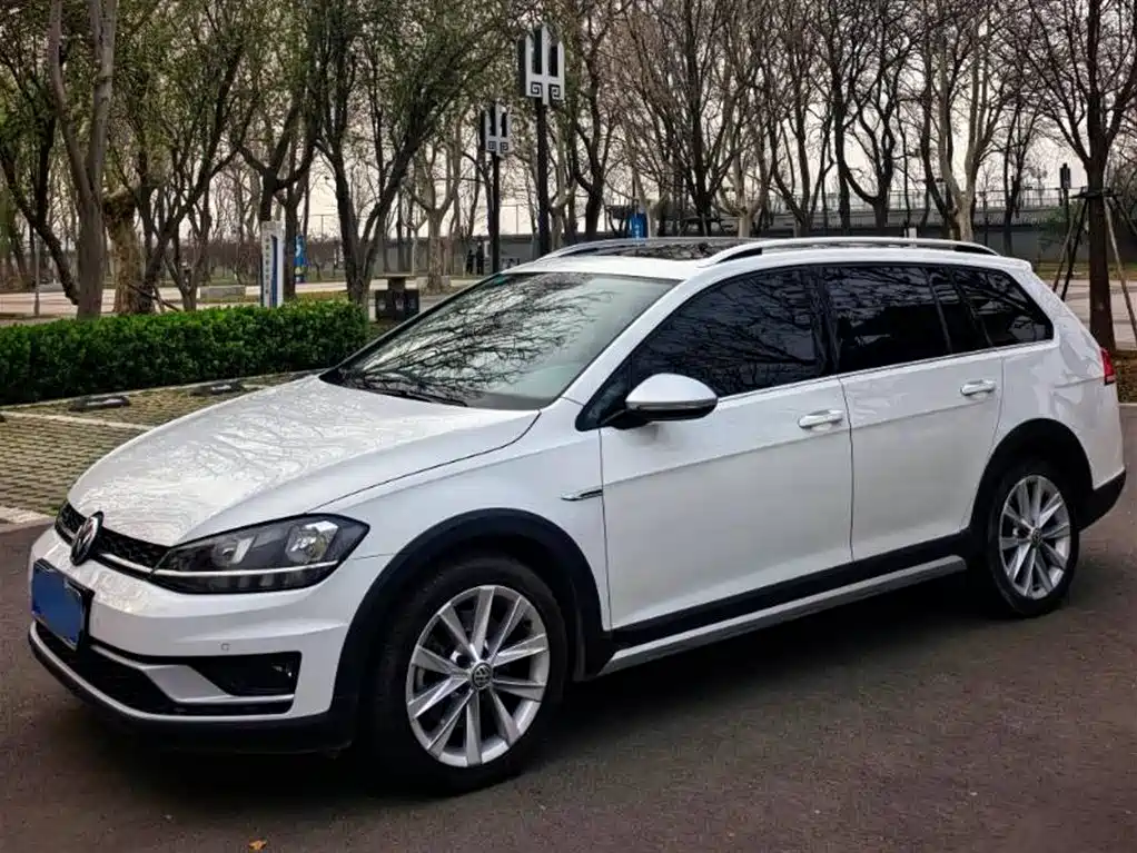 Volkswagen Golf (Import) 2020