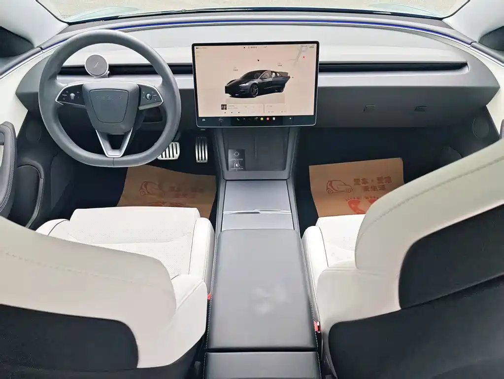 Tesla Model 3 — миниатюра 13