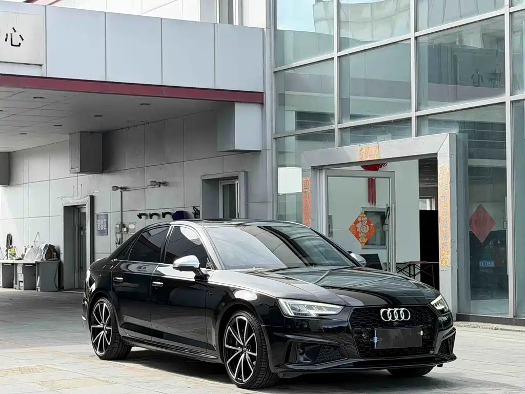 Audi S4 — миниатюра 2