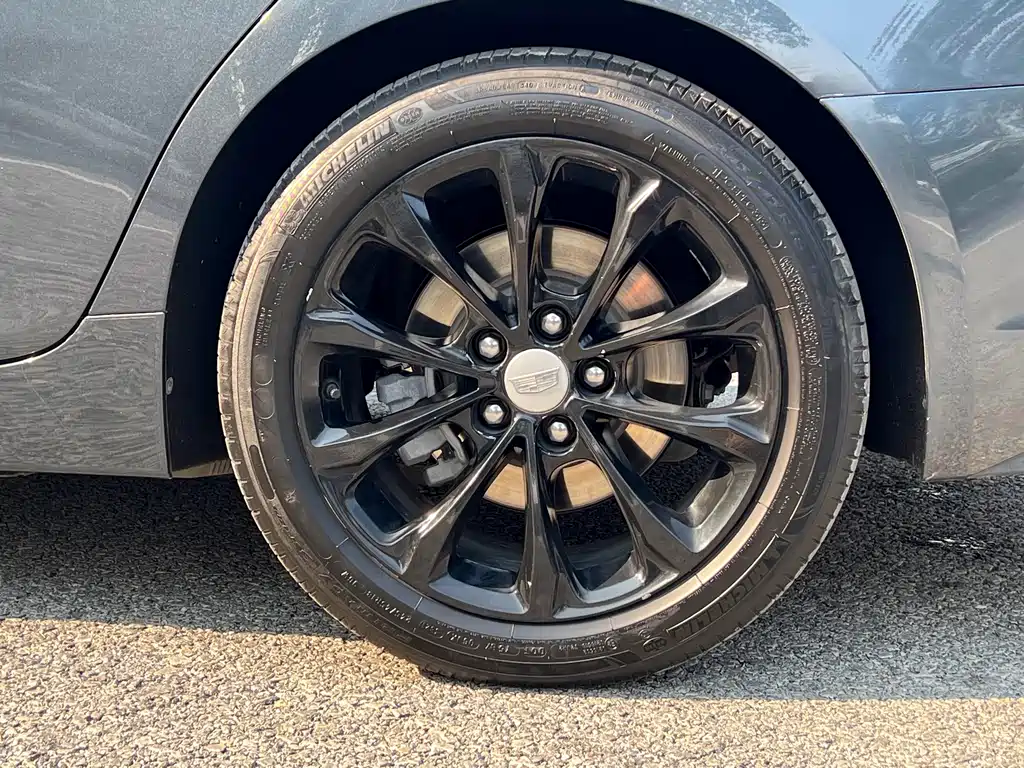 Cadillac CT5 — миниатюра 10