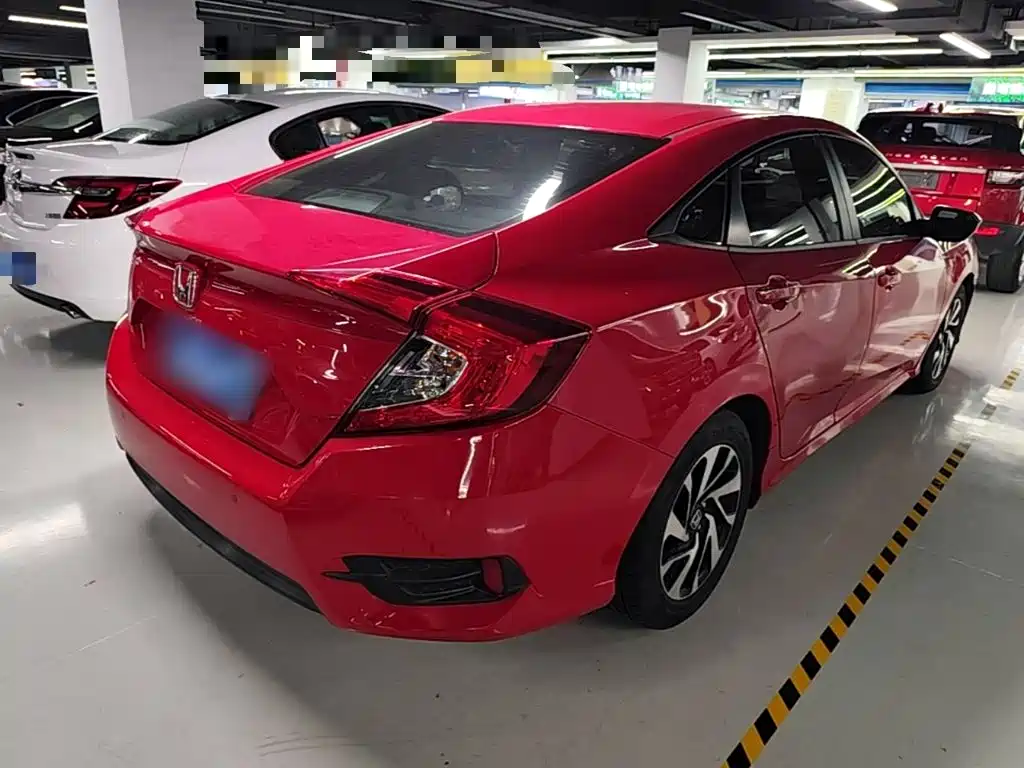 Honda Civic — миниатюра 7