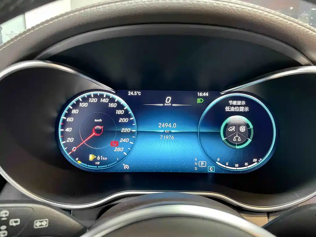 Mercedes-Benz GLC — миниатюра 9