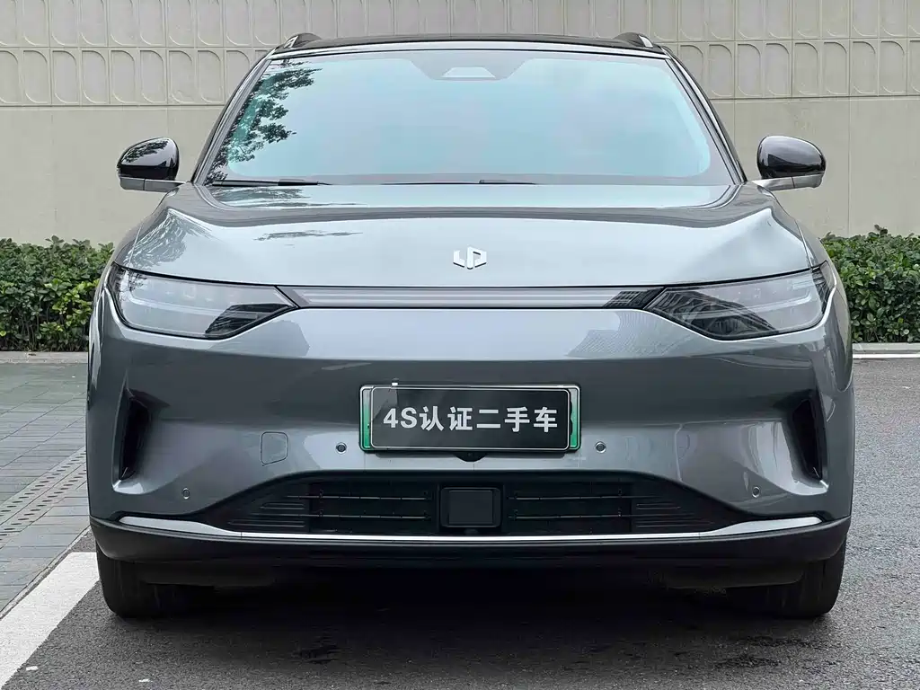 Leapmotor C11