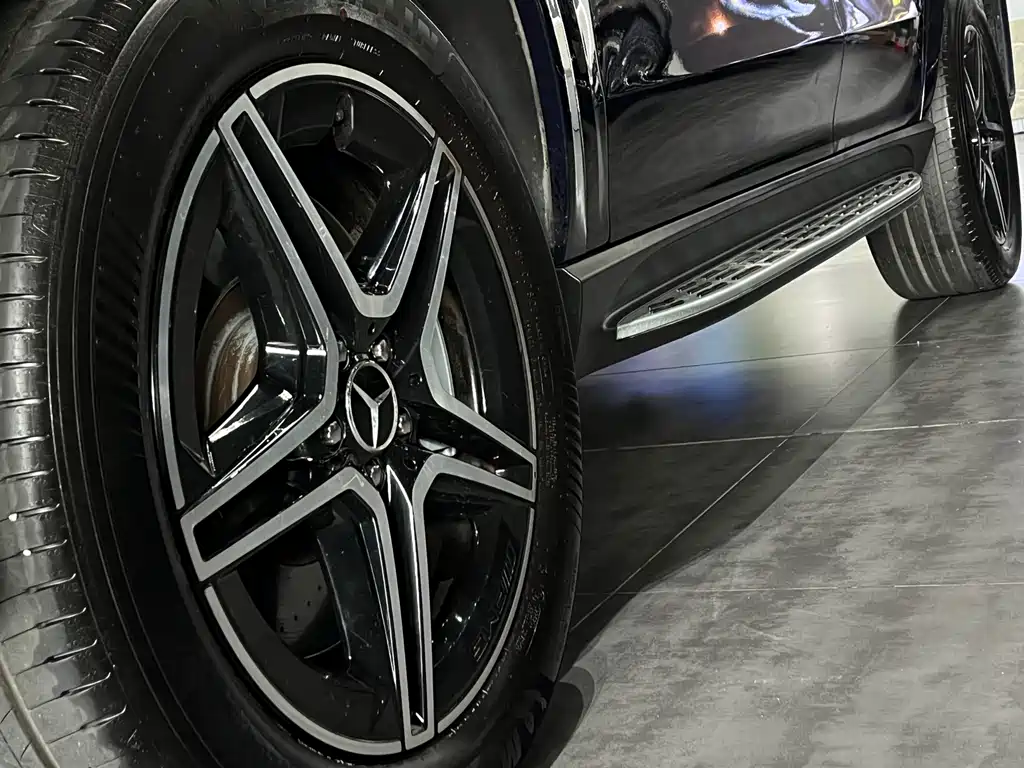 Mercedes-Benz GLE AMG — миниатюра 5