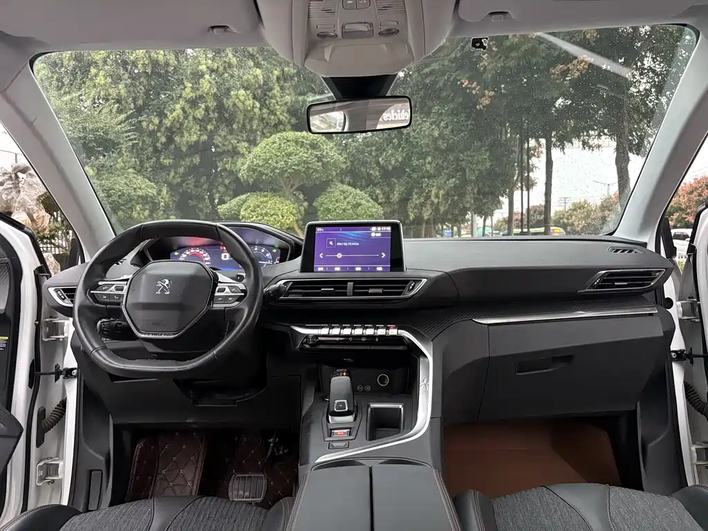Peugeot 5008 — миниатюра 11