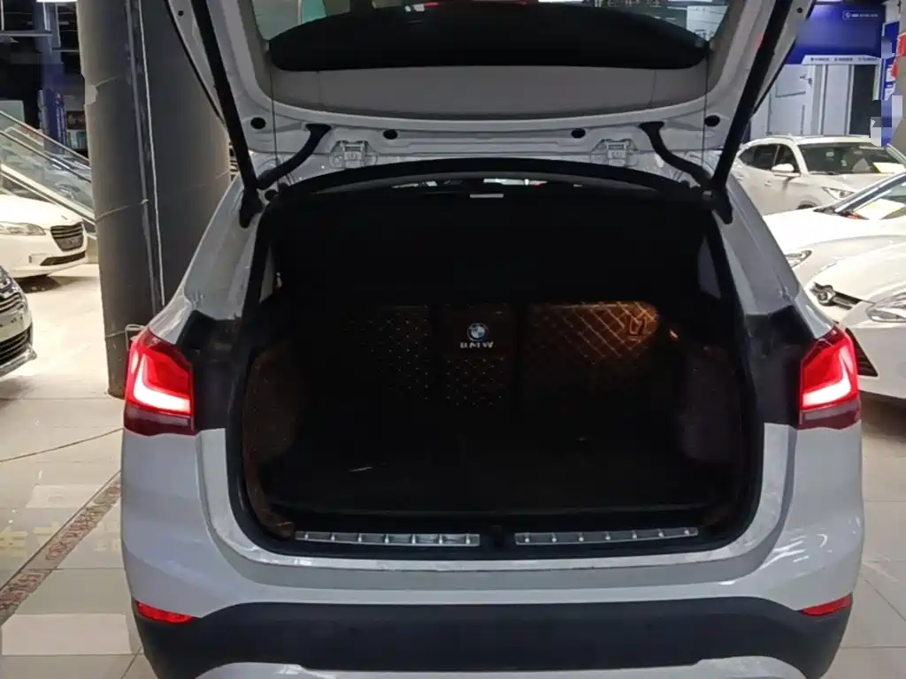 BMW X1 — миниатюра 19