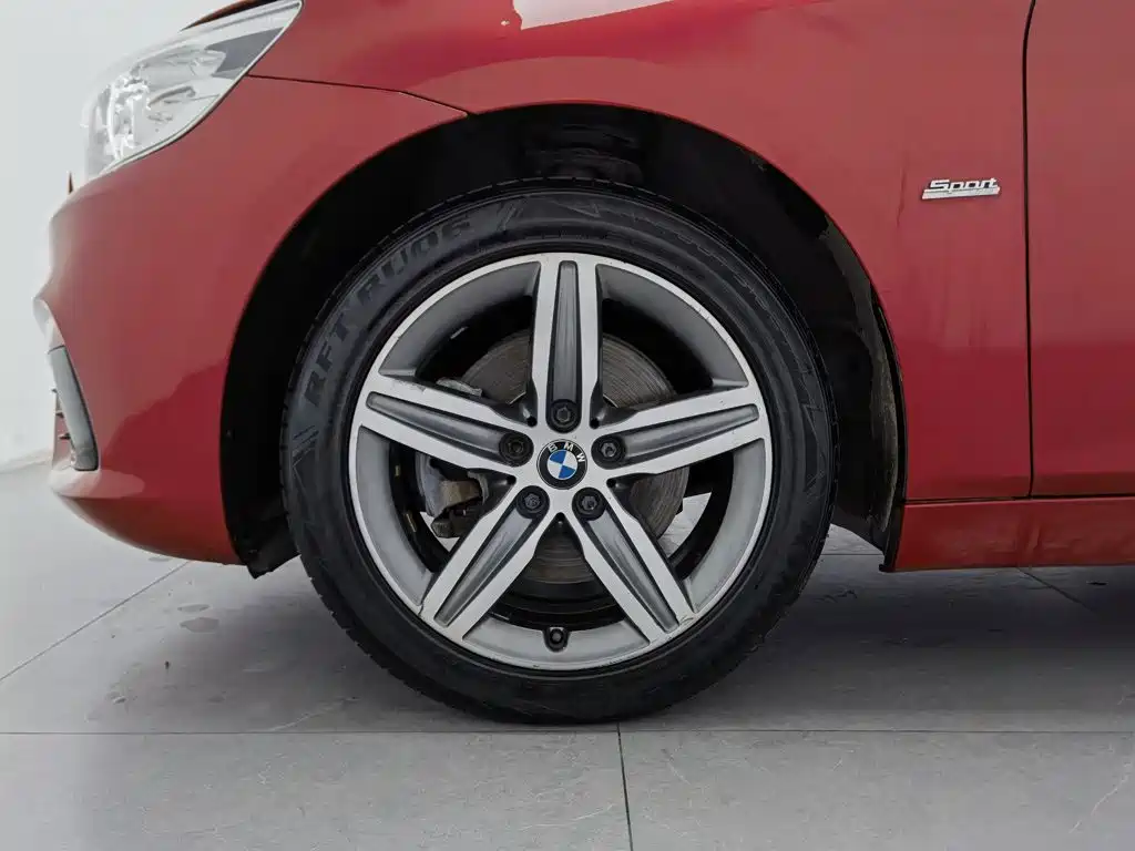BMW 2 Series Active Tourer — миниатюра 17